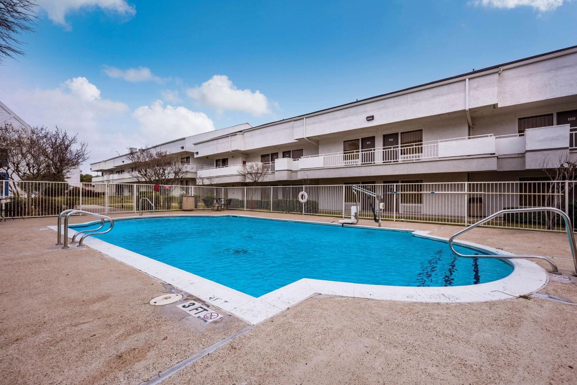 Motel 6-Irving, Tx - Irving Dfw Airport East Exterior foto
